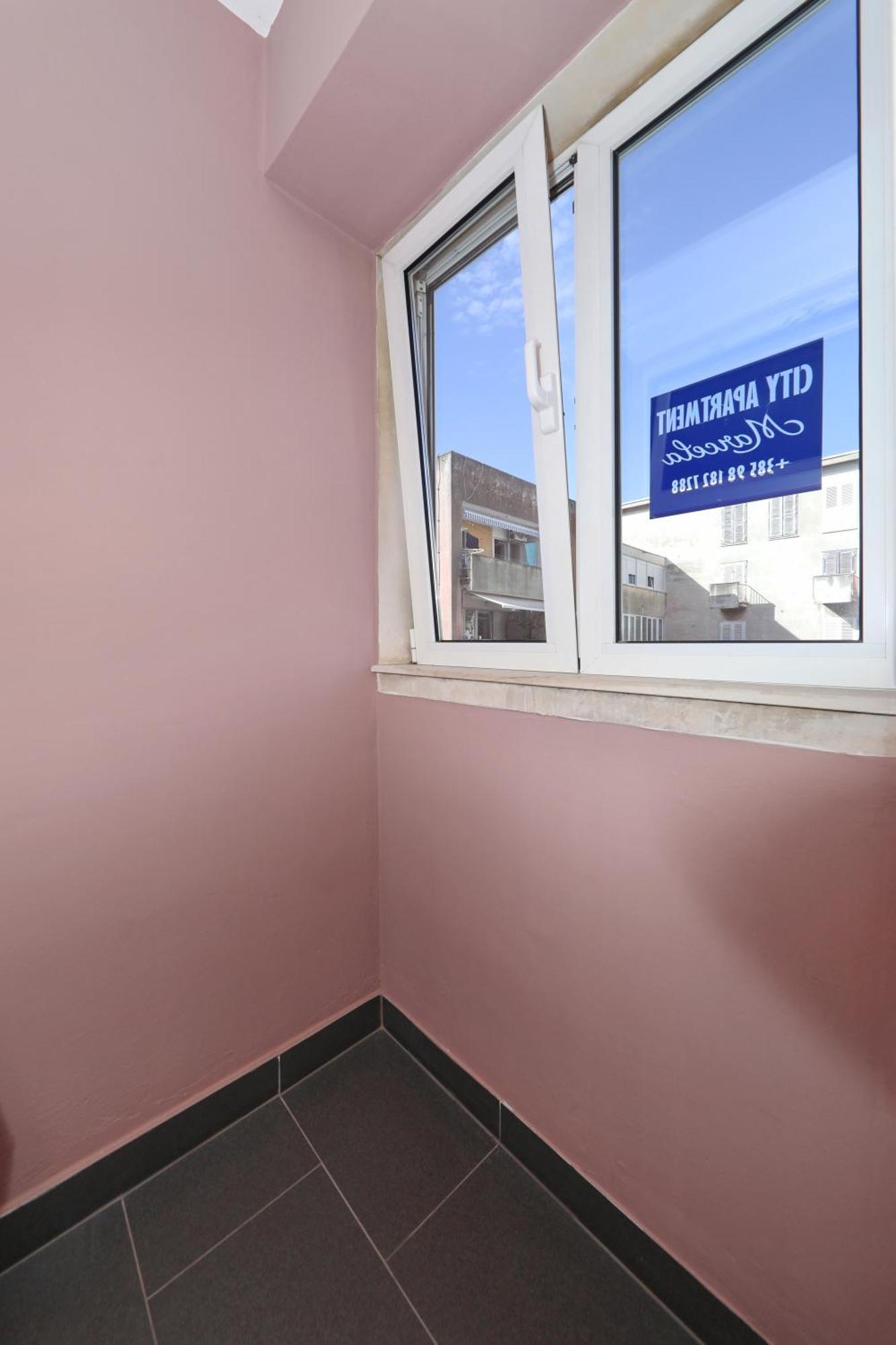 Marcela Apartman Zára